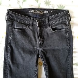 AE BLACK DENIM JEANS